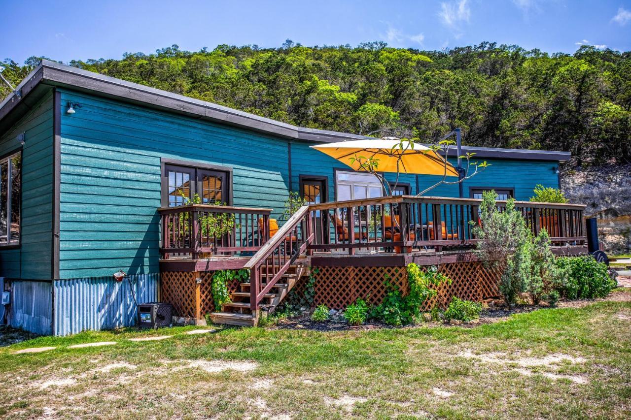 Antler Run Ranch Cabin Pipe Creek Exterior photo